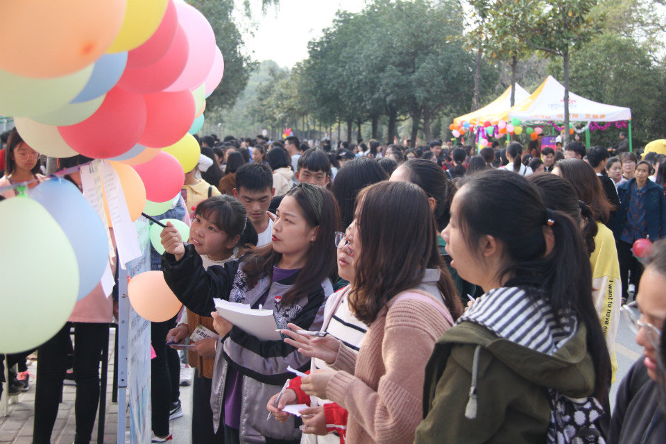 2018110116570812.jpg Cache_-17d93a2bd55eebf8..jpg